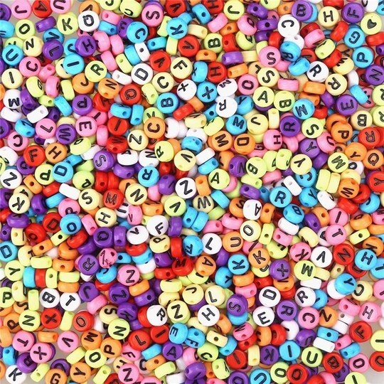 200 perler med bogstaver, farve | Elgiganten