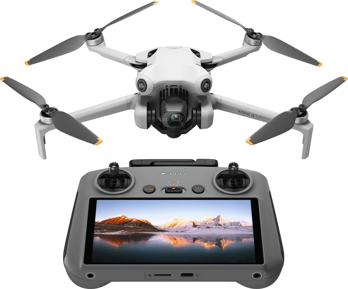 DJI Mini 4 Pro drone Fly More Combo