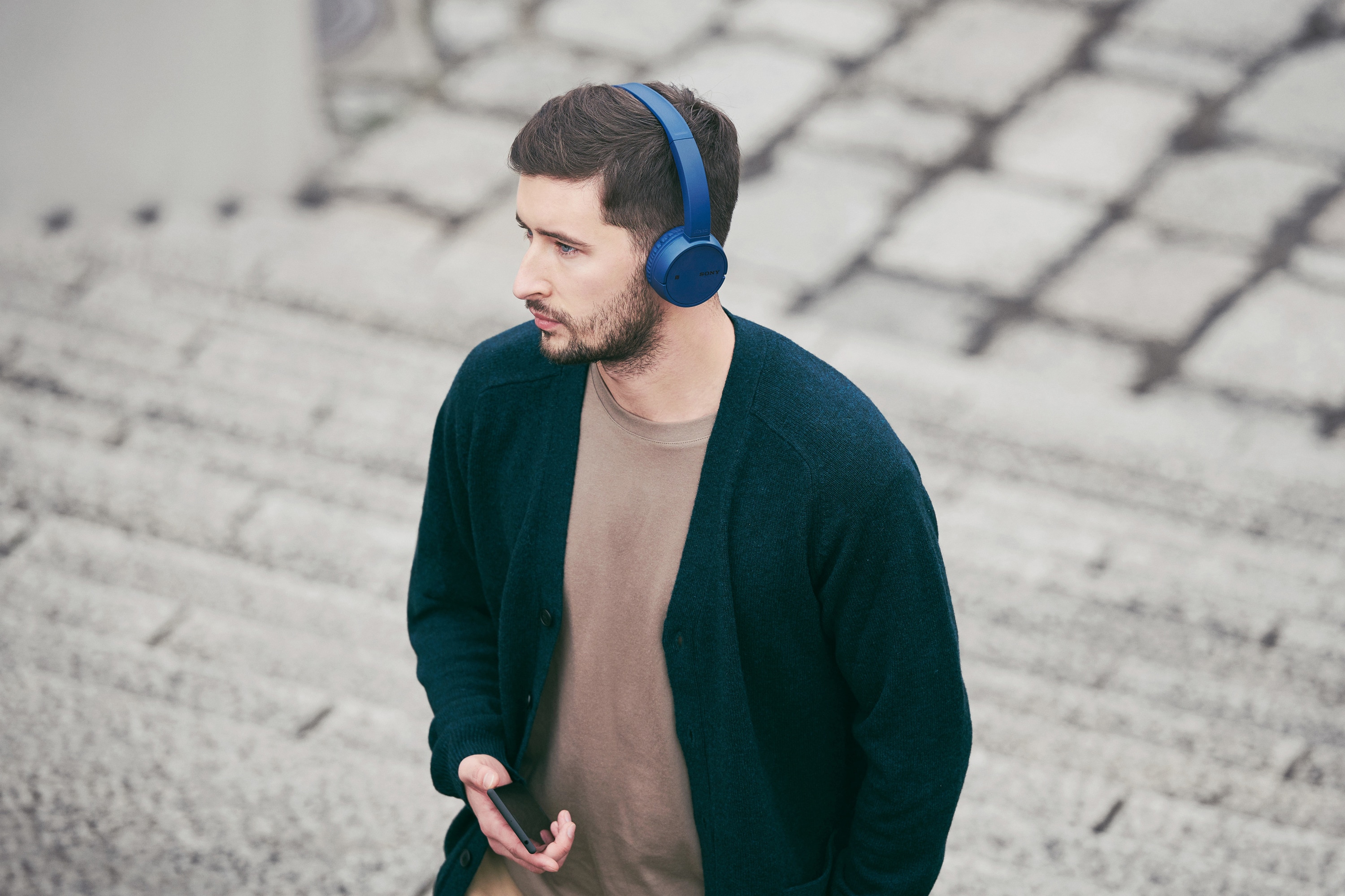 Sony CH500 trådløse on-ear hovedtelefoner (blå) - Handsfree og ...
