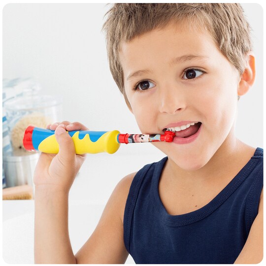 Oral-B Advance Power Kids elektrisk tandbørste til børn | Elgiganten