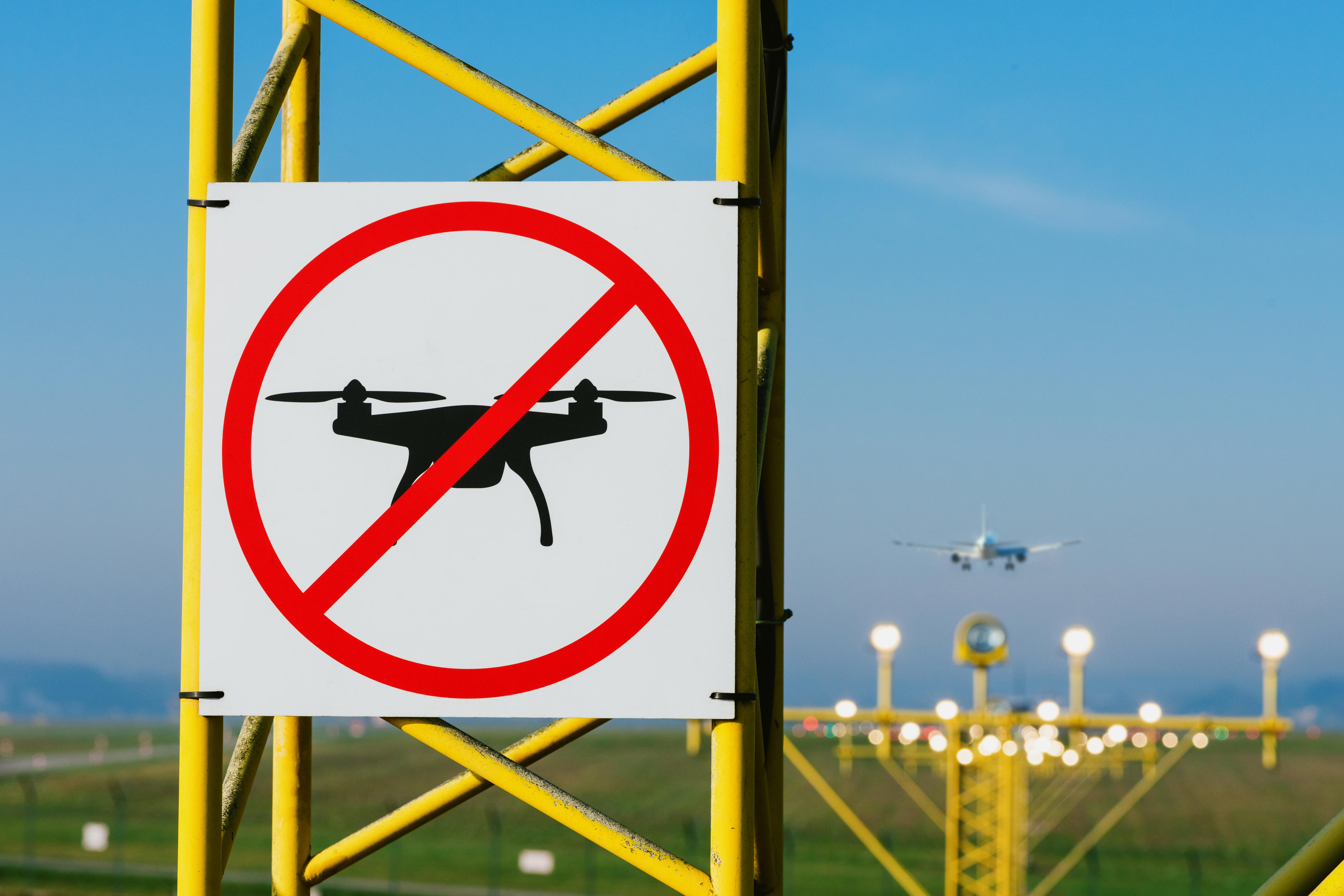 Vigtig information til når du flyver med droner | Elgiganten