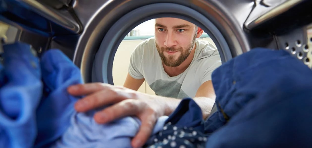 Pulver eller flydende vaskemiddel - hvad er bedst? | Elgiganten