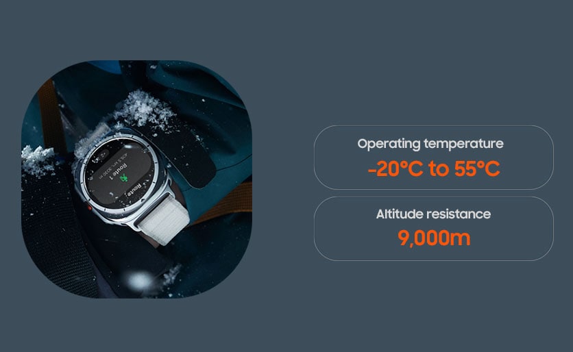 En bjergbestiger har et Galaxy Watch Ultra på håndleddet