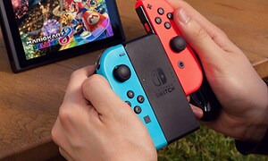Nintendo Switch - håndholdt - to joycon