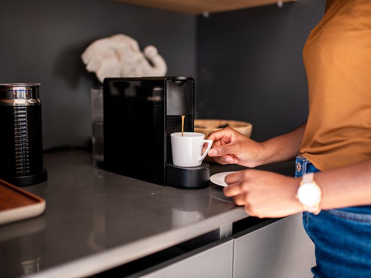 Kaffemaskine-rengøring: Sådan passer du på din kaffemaskine | Elgiganten