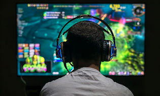 Gaming_AdobeStock_145149580 new